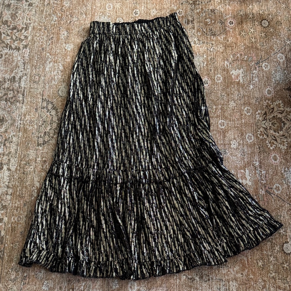 Zara Black and Gold Maxi Skirt